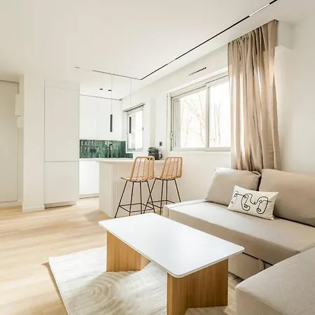 公寓 Luxurious 3 Min Walk From Eiffel Tower