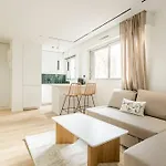 아파트 Luxurious 3 Min Walk From Eiffel Tower